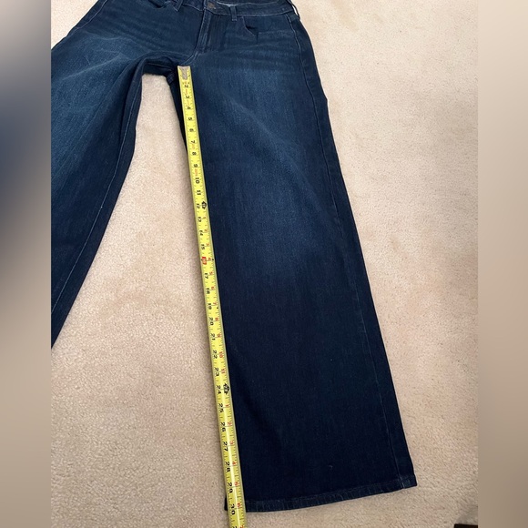 Dark Blue Old Navy High Rise Wow Wide Leg Jeans, Size 8R - Picture 3 of 5